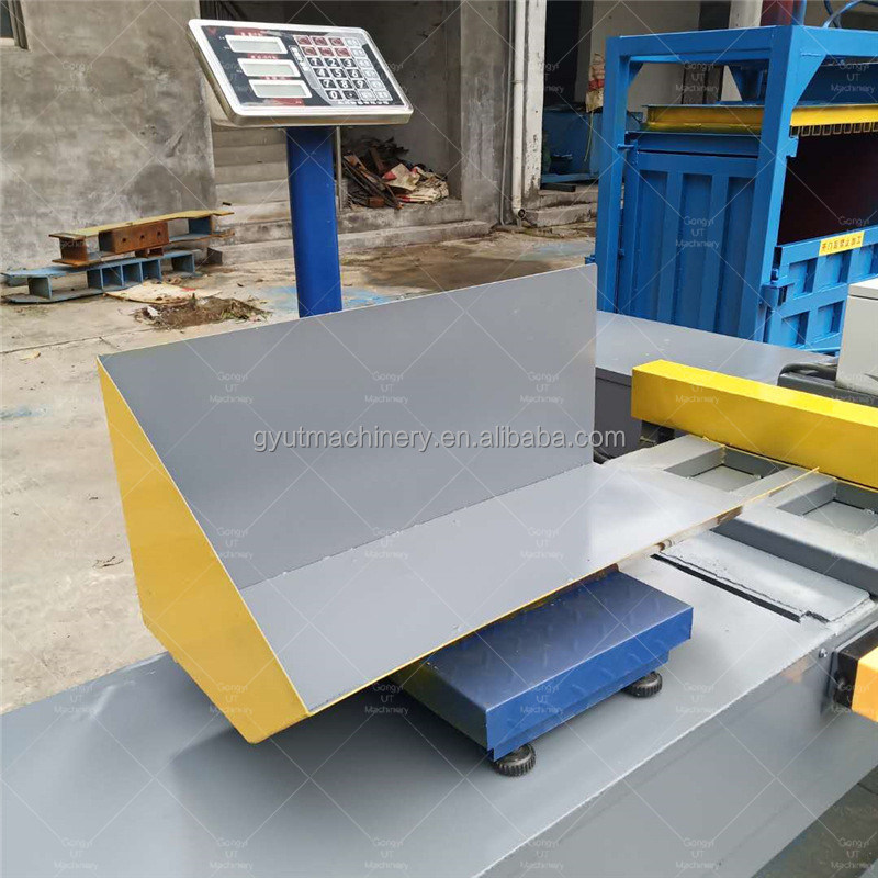 Vervaardiging Levering 5 kg kartonnen verpakkingspers voor textiel 220V/380V Spanning