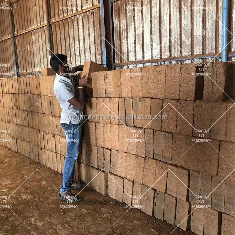 Elektrisch aangedreven machines voor het maken van kokosroetblokken voor dierenbedden Productiesysteem