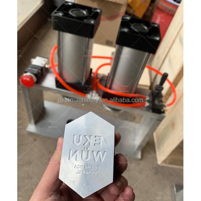 Op maat gemaakte verschillende maten badballen bommen Multi-press badbom maken machine ISO