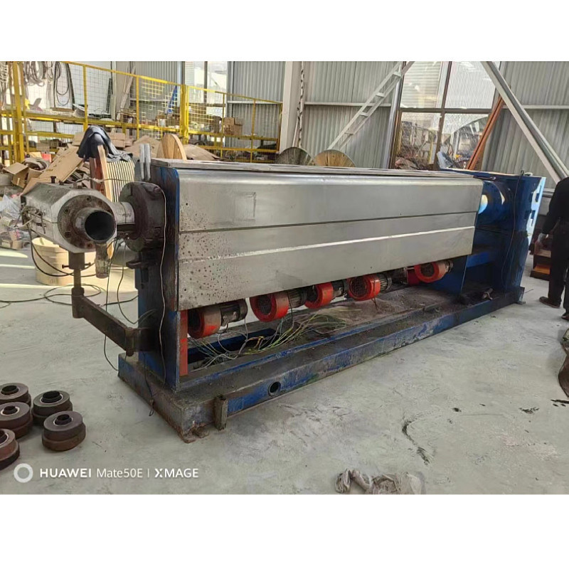 Automatische elektrische draadkabel-extrudermachines van tweedehands voor het extruderen van PE-PVC-draad