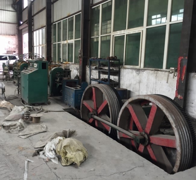 Automatische elektrische draadkabel-extrudermachines van tweedehands voor het extruderen van PE-PVC-draad