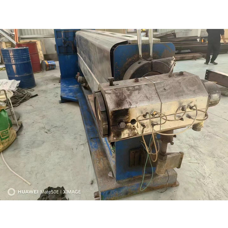 Automatische elektrische draadkabel-extrudermachines van tweedehands voor het extruderen van PE-PVC-draad