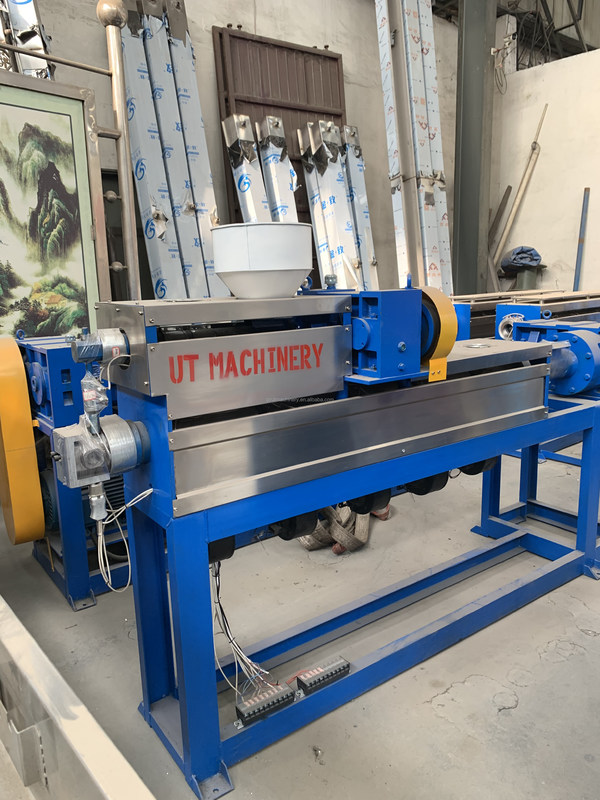 Machine voor het maken van plastic kabels met een maximale uitgang van 125 kg/H-800 kg/H en een hoofdstruiverververmogen van 22 kW