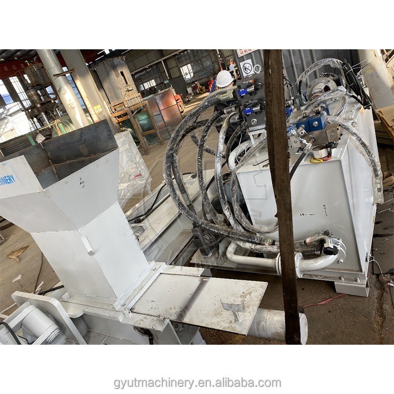 Hydraulische 650 gram 5 kg blokken Coco turf bakstenen Coir pit maken machine voor de tuin