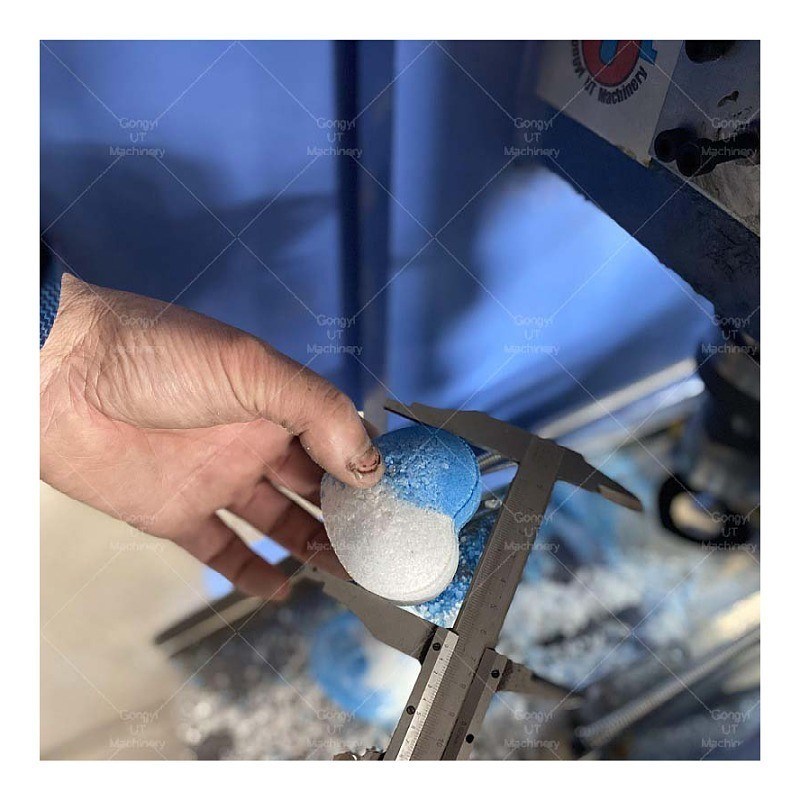 Op maat gemaakte ronde badbommen maken machine voor 12 eenhoorn ei cadeau set