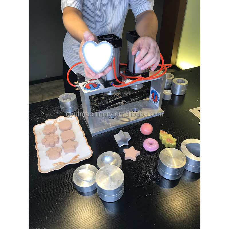 Bademobbelbalmachine 65 mm metalen halve bol met gewalste rand bubbelbadvorm