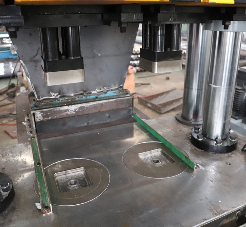 Diervoederlakblokpersmachine 5-10 kg Beste keuze voor de productie van zoutblokken