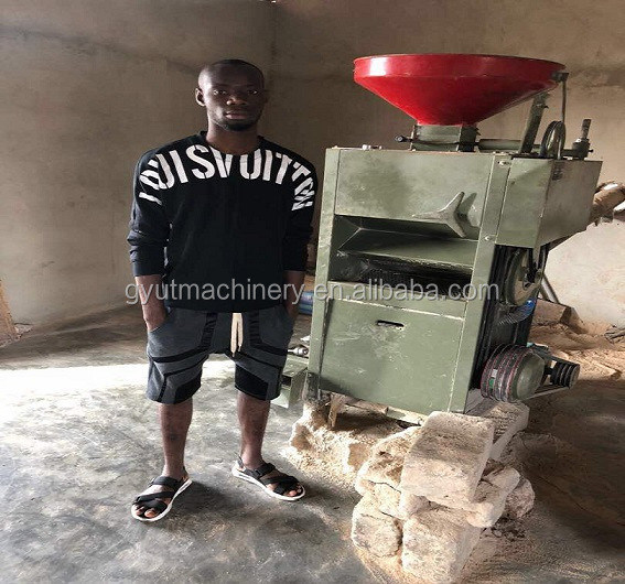 Geavanceerde automatische rijstschroefmachine voor rijstverwerking 500-800 kg/uur Capaciteit