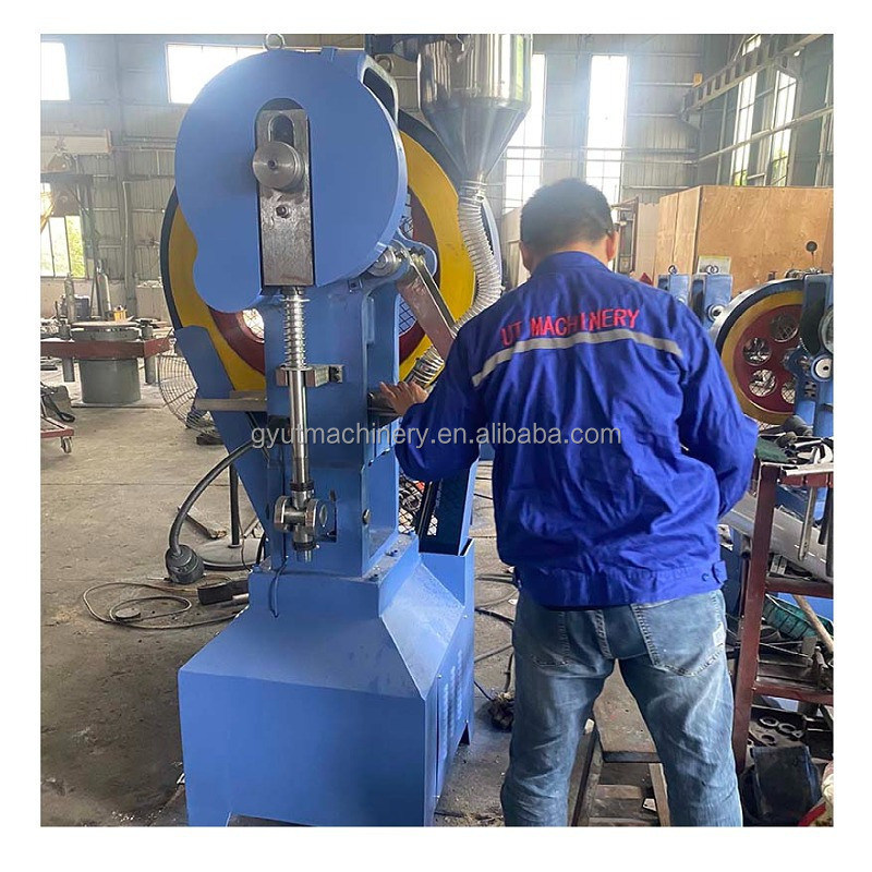 Poederpersmachine Volledig automatische mollebollenmachine voor zeepfabrieken