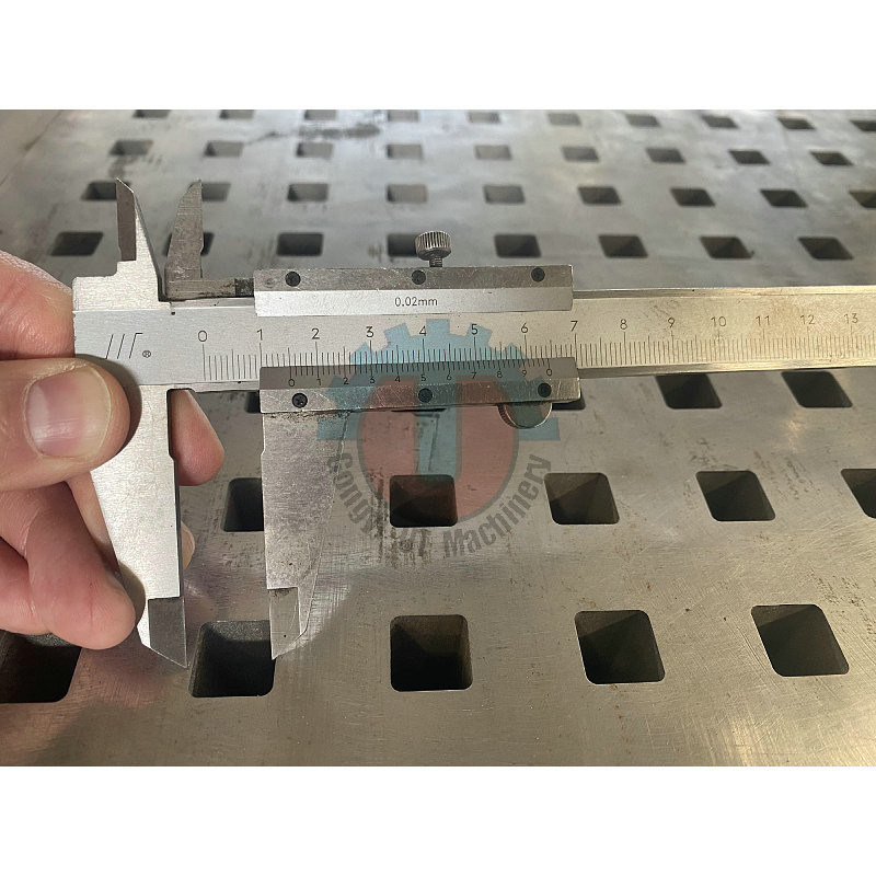 Automatische 300 kg/h zilveren koffieblokjes suikerpersmachine voor de vervaardiging van suikerblokjes