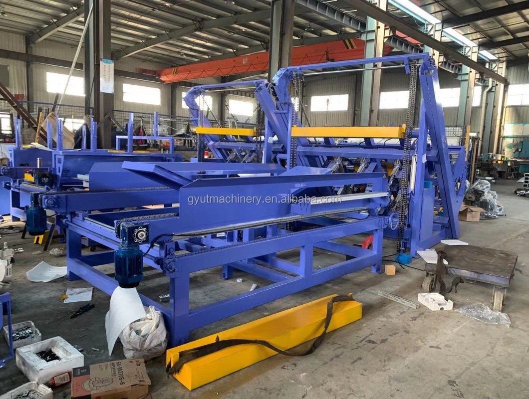 Machine voor het banden van kanten met warmdrukwerk voor de productie van palletbenen van houtzaagzaag