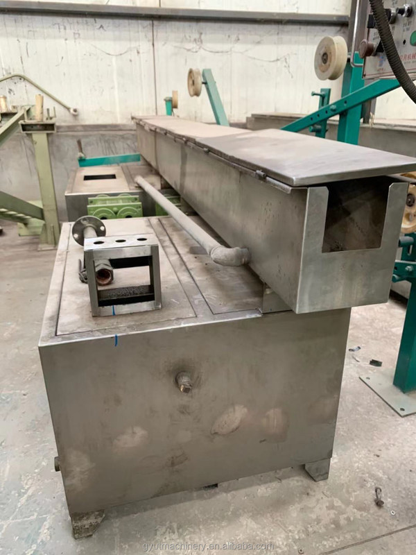 Tweedehands extruderingsmachine voor koperbusbalk na service Videotechnische ondersteuning