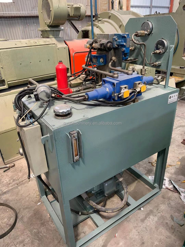 Gebruikte aluminiumplatdraad-extrusie-machinelijn voor de productie van koper/aluminiumbusbar