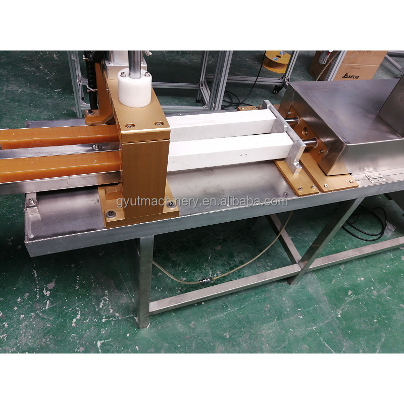 46*88*39cm Semi-automatische zeepbar-snijmachine Zeepsnijmachine Ronde vierkantzeepsnijmachine 22kg