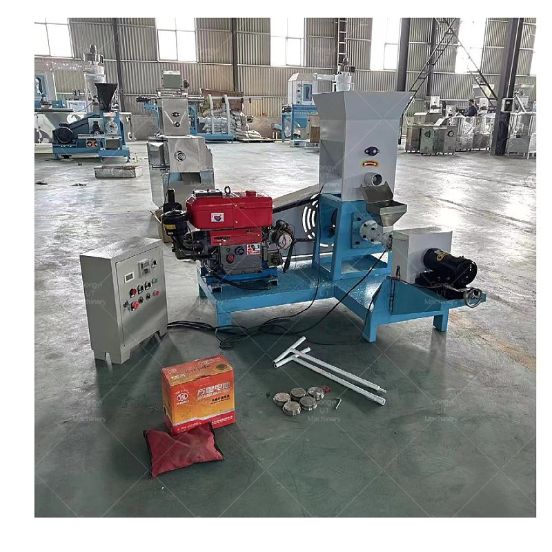 UT Machinery 100-150 kg per uur Dieselmotor Drijvende visvoer Pellet Extruder Made