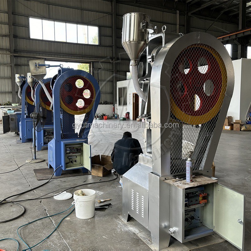 Badenbom Spitsbalmachine voor de productie van 35 ton krukpers