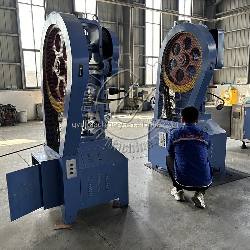 Badenbom Spitsbalmachine voor de productie van 35 ton krukpers